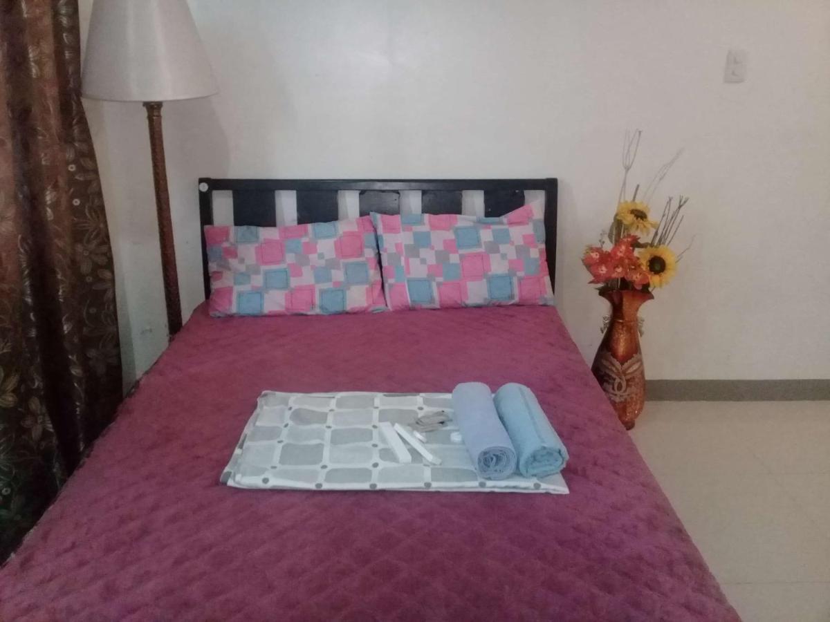 Ekonumi Rooms At Moonwalk Paranaque Paranaque City Εξωτερικό φωτογραφία